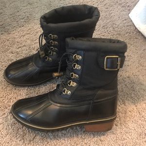 Black snow/rain boots